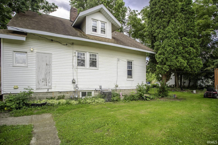 Listing Image 14