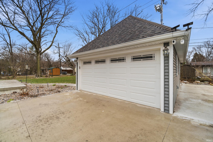 Listing Image 34