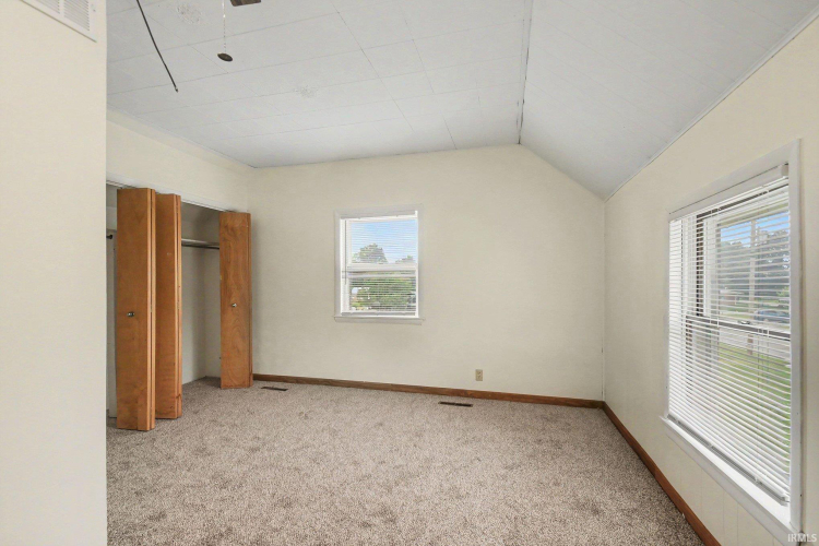 Listing Image 27