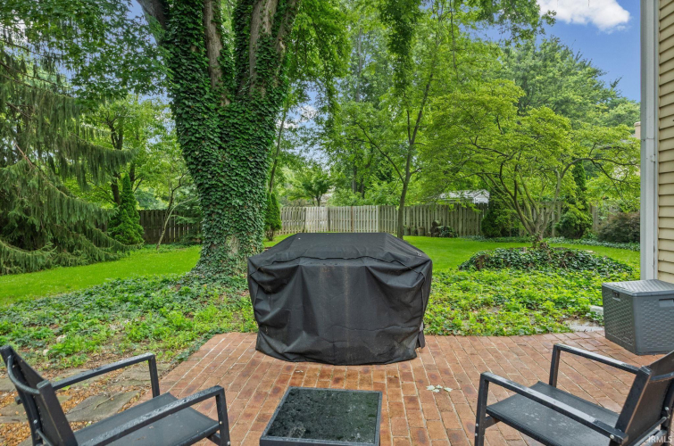 Listing Image 36