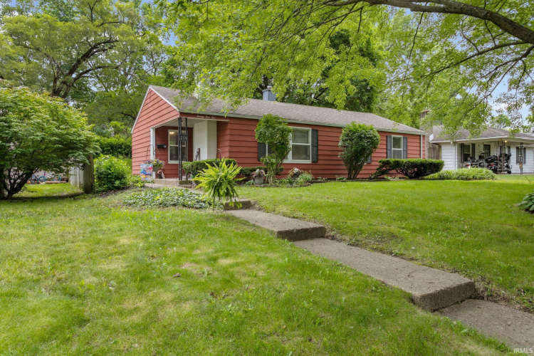 Listing Image 16