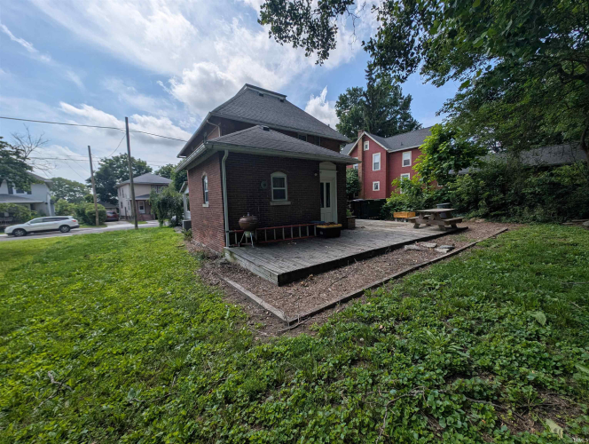 Listing Image 40