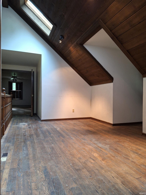 Listing Image 37