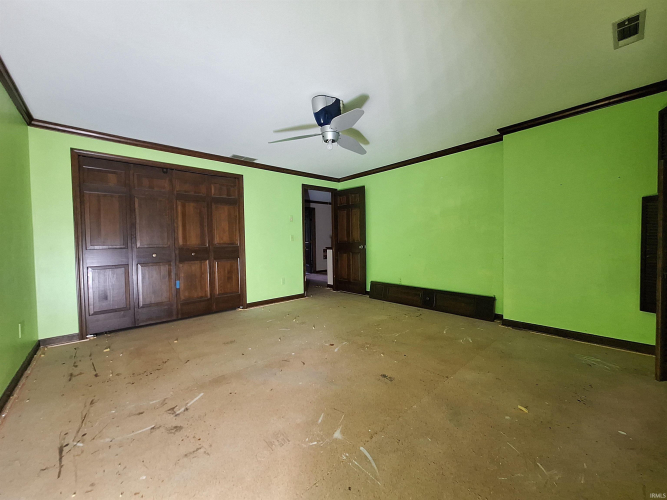 Listing Image 50