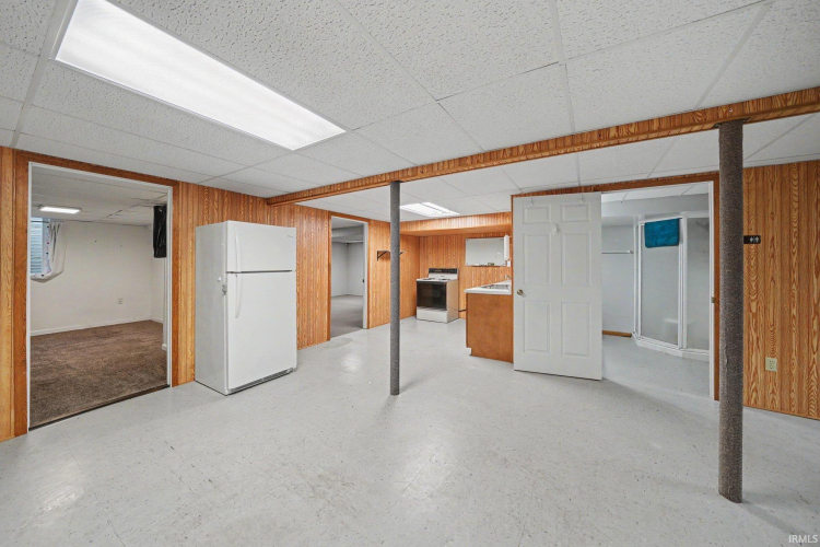 Listing Image 24
