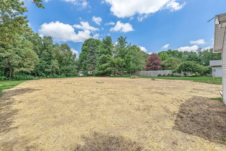 Listing Image 25