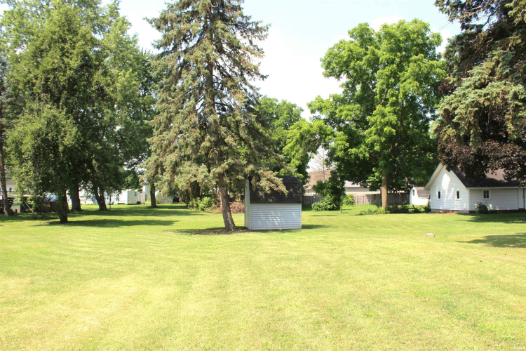 Listing Image 11