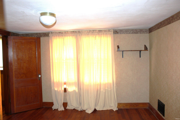 Listing Image 29