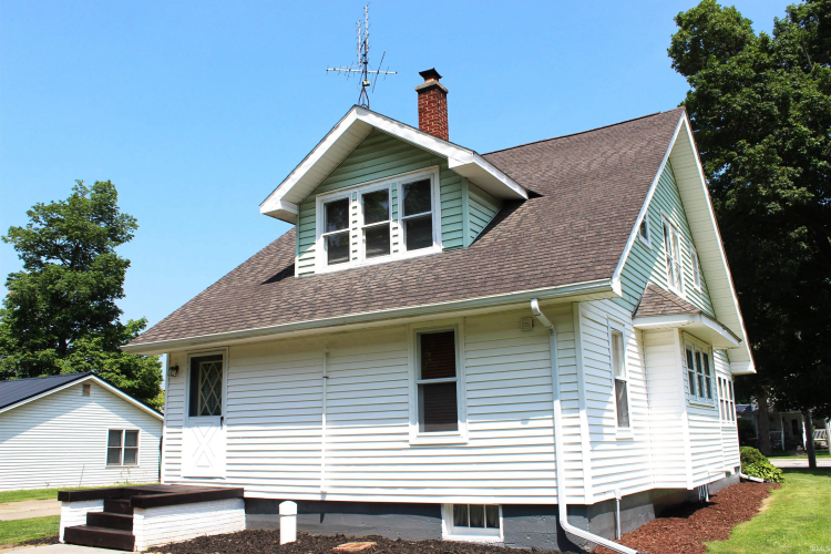 Listing Image 7