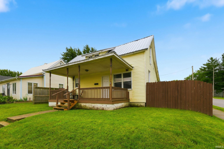 Listing Image 3