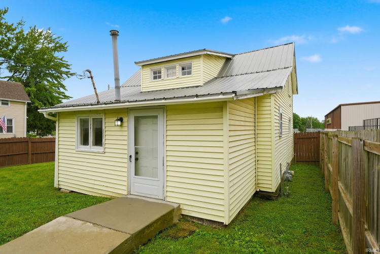 Listing Image 41