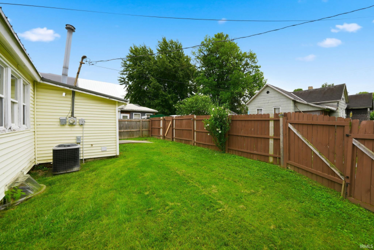 Listing Image 42