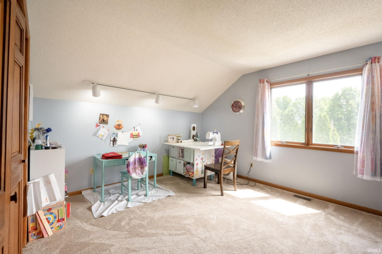 Listing Image 37