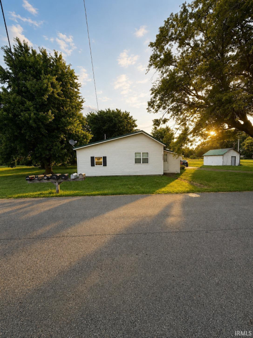Listing Image 2