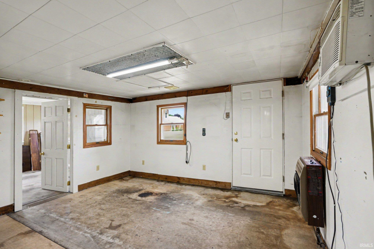 Listing Image 26