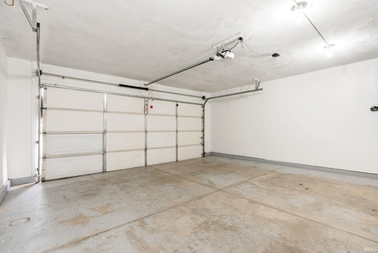 Listing Image 24