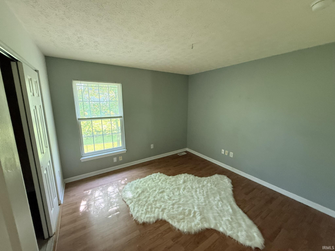 Listing Image 24