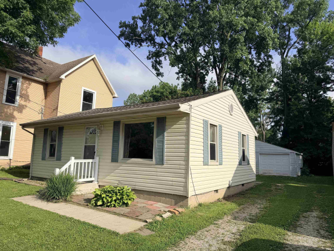 Listing Image 16
