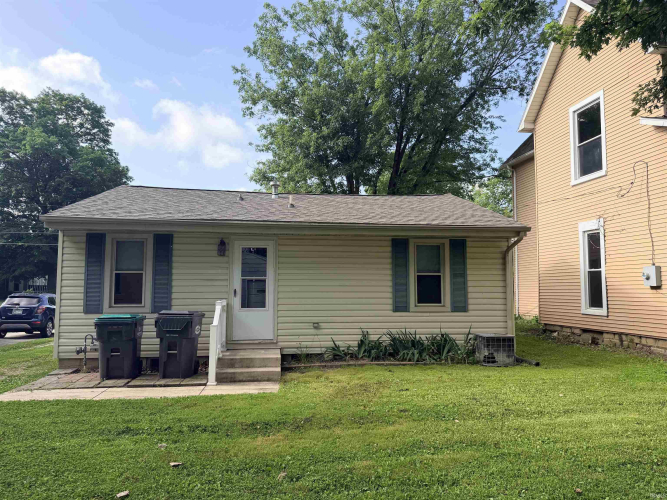 Listing Image 17