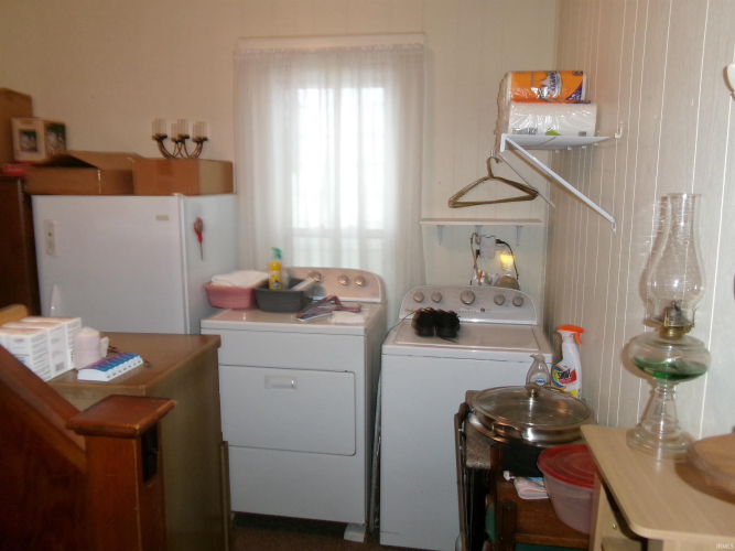 Listing Image 6