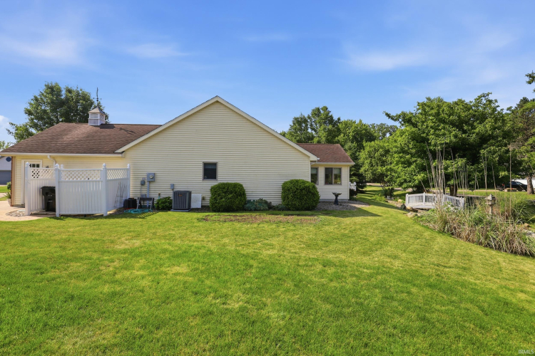 Listing Image 33