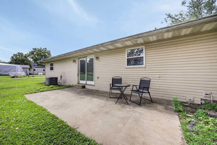 Listing Image 33
