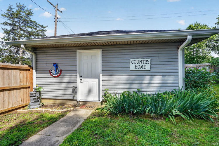 Listing Image 23