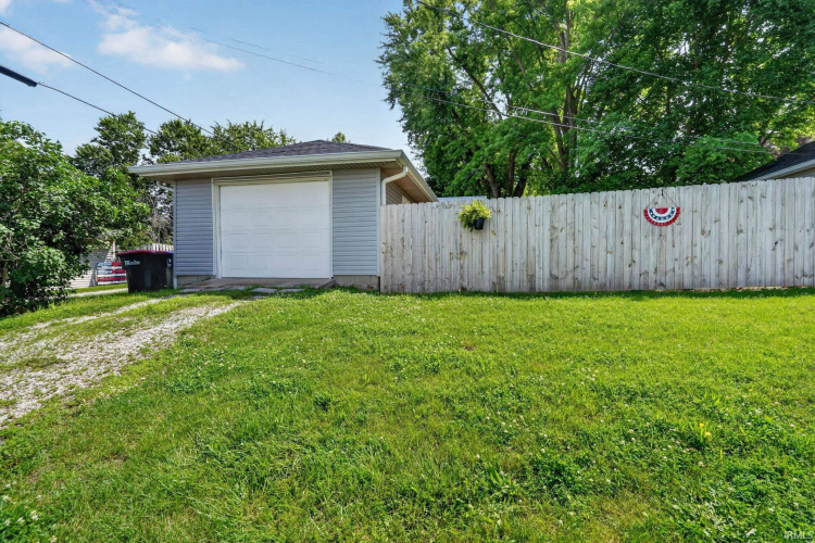 Listing Image 26