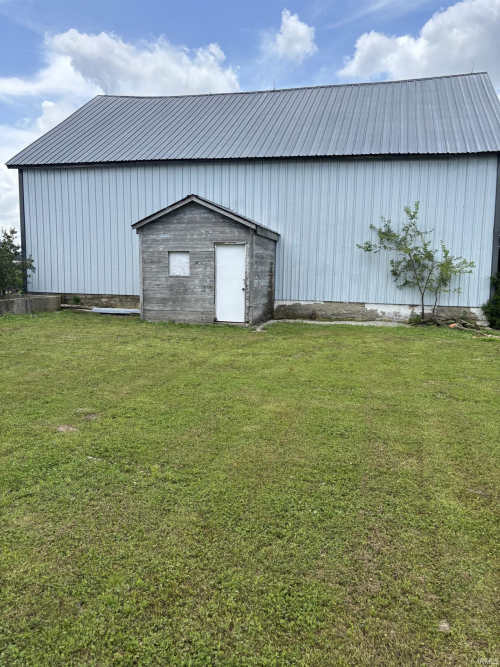 Listing Image 8