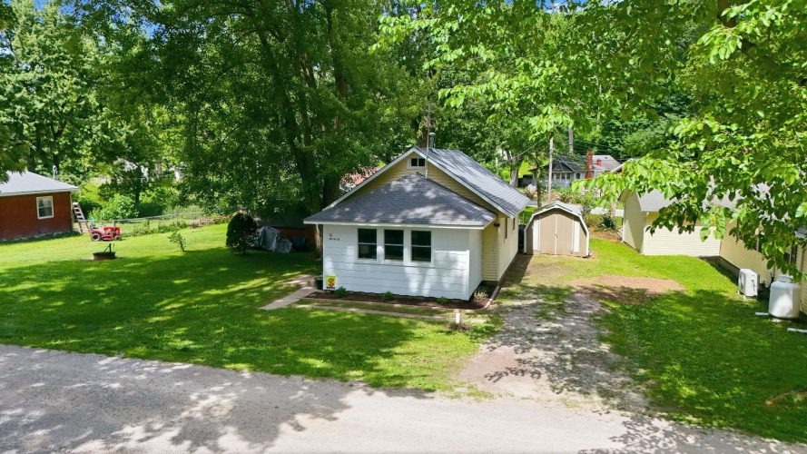 Listing Image 5
