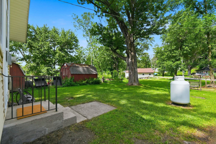 Listing Image 46
