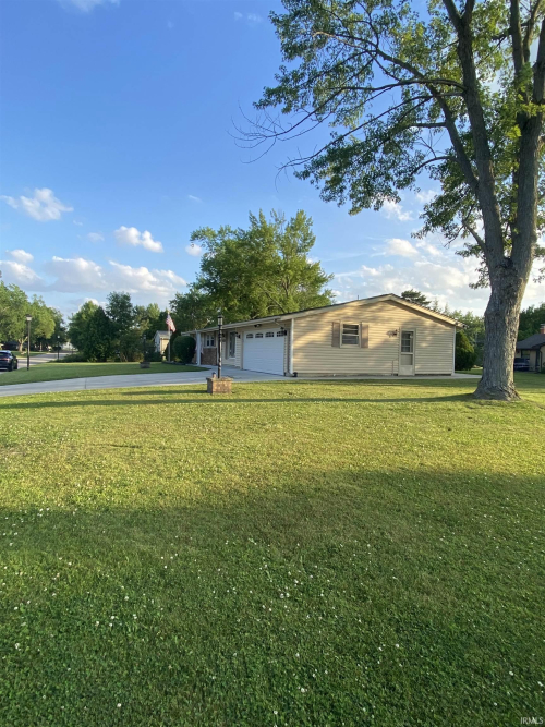 Listing Image 24