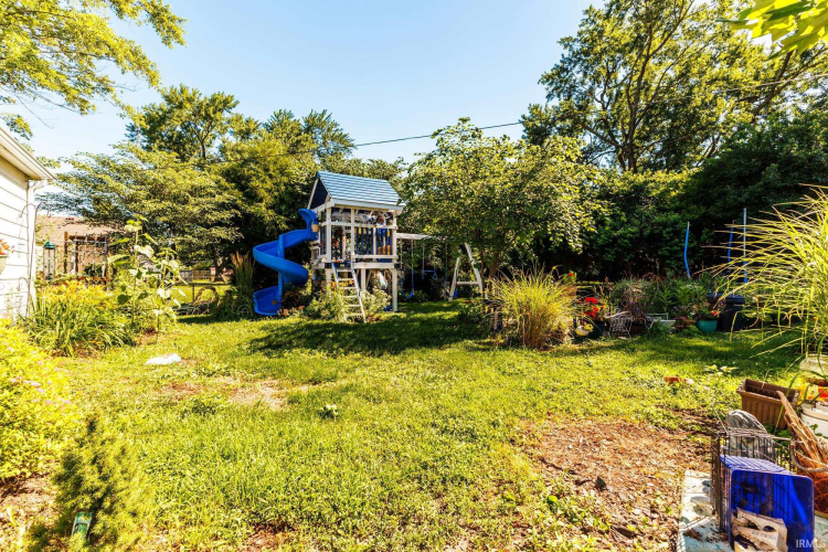 Listing Image 24