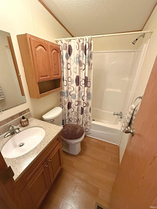Listing Image 17