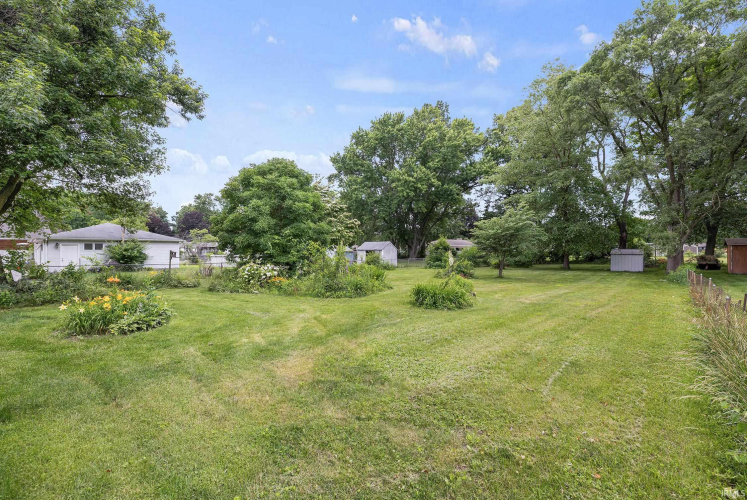 Listing Image 20