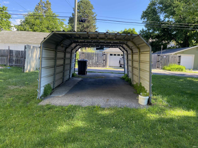 Listing Image 5
