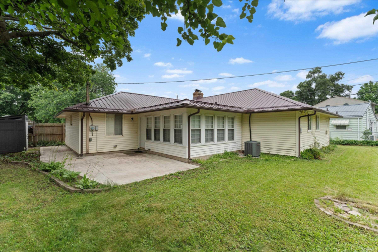 Listing Image 16