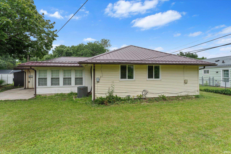 Listing Image 17