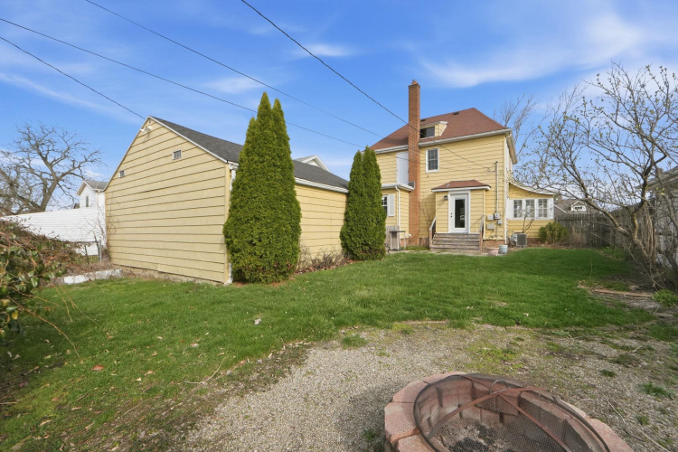 Listing Image 25