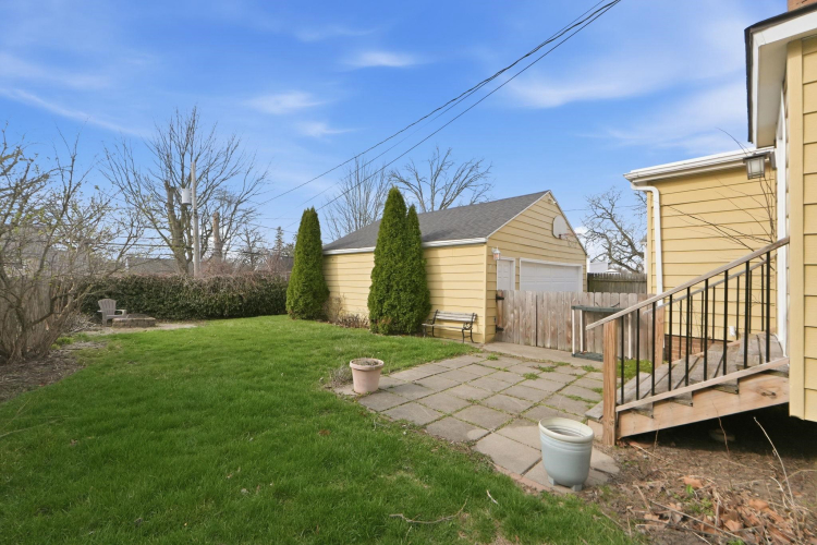 Listing Image 26