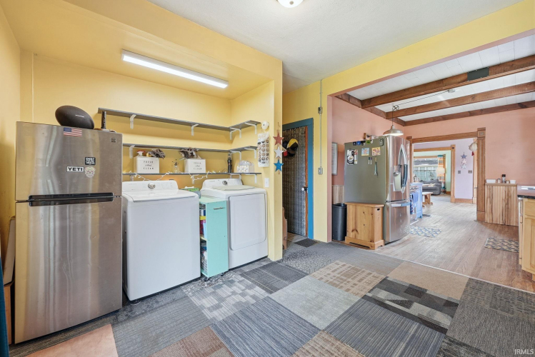 Listing Image 18