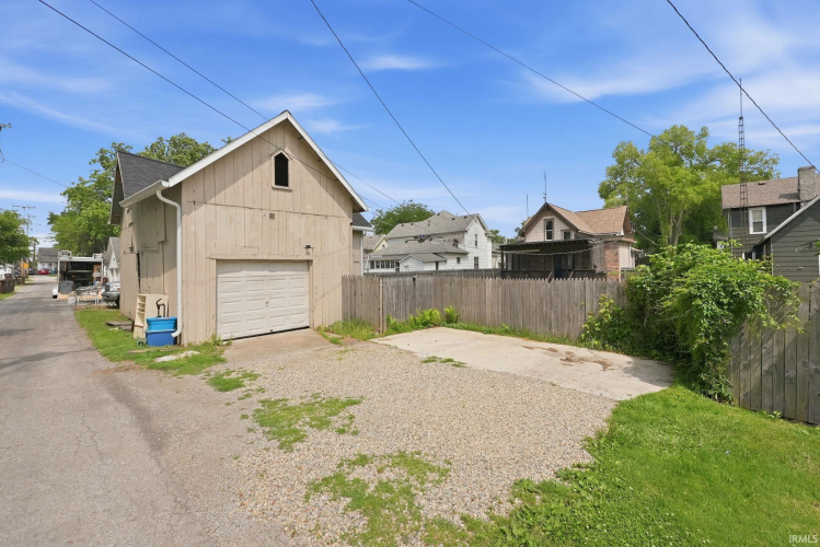 Listing Image 50