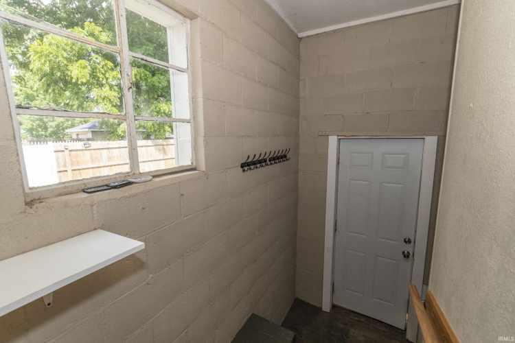 Listing Image 31