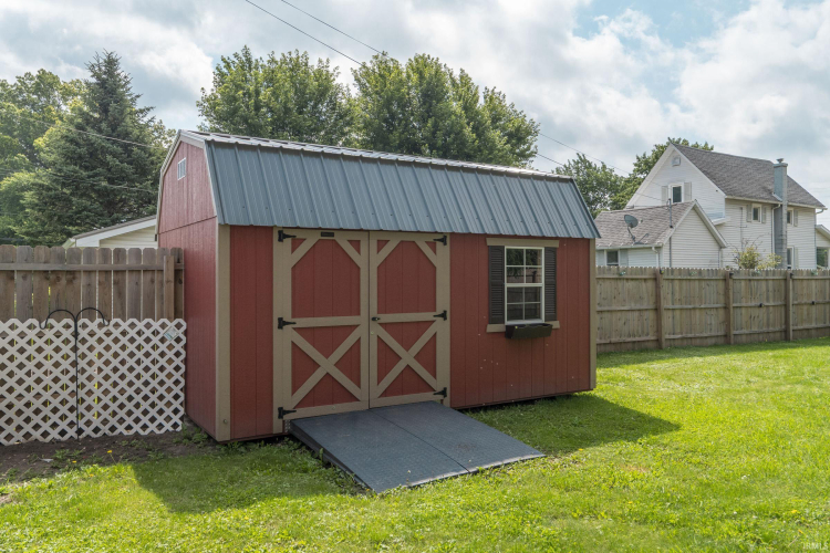 Listing Image 37