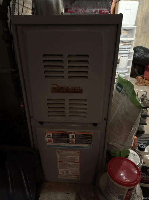 Listing Image 10