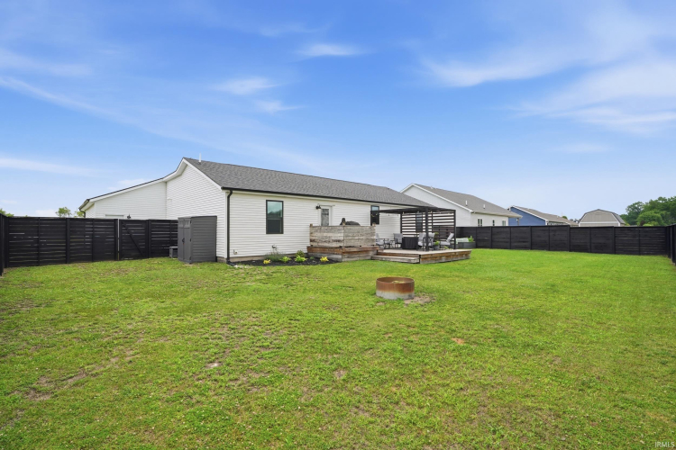Listing Image 21