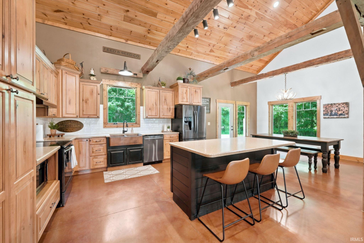 Listing Image 13