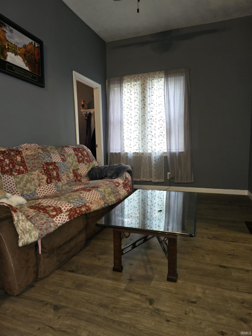 Listing Image 14