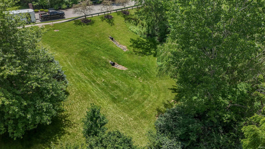 Listing Image 43