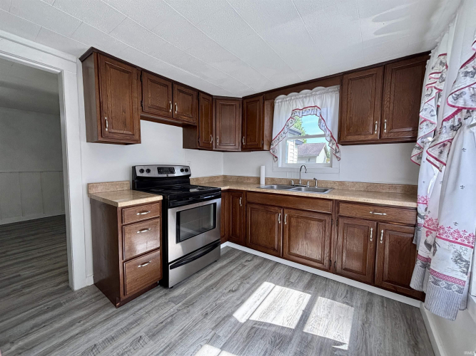 Listing Image 18